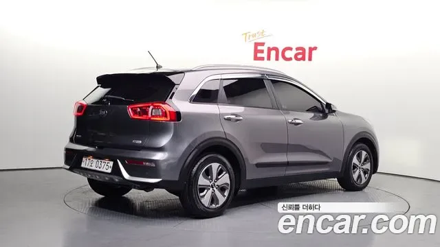 Kia Niro, 2016 — фото 2