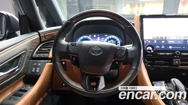 Toyota Alphard Alpad, 2025 — фото 13