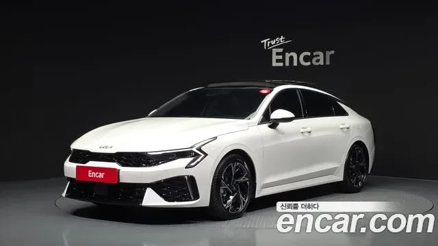 Kia K5 Hybrid