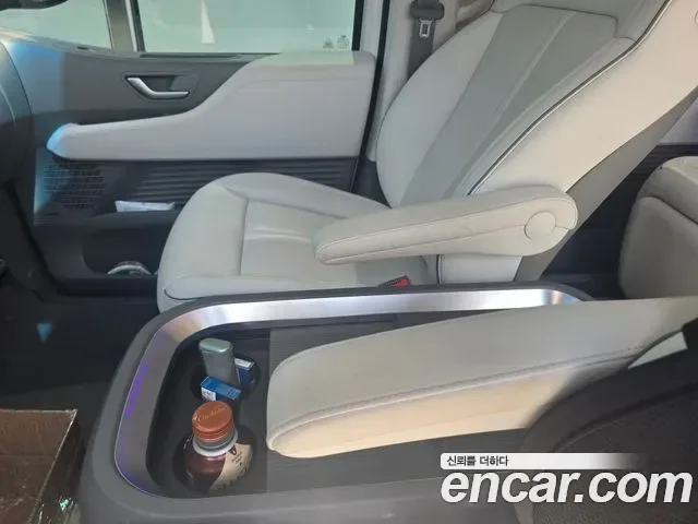 Hyundai Staria, 2025 — фото 18