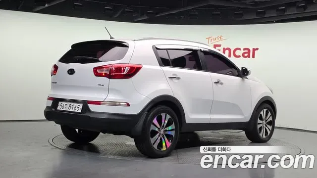 Kia Sportage, 2010 — фото 2