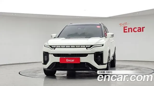 KG_Mobility_Ssangyong Actyon Activian, 2025 — фото 3