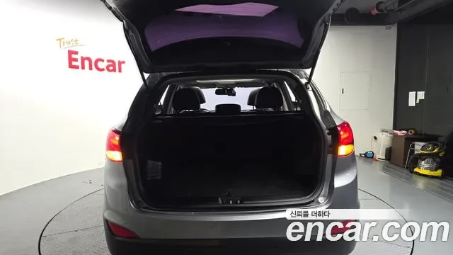 Hyundai Tucson ix, 2012 — фото 29