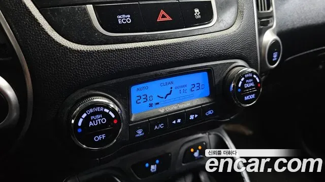 Hyundai Tucson ix, 2012 — фото 16