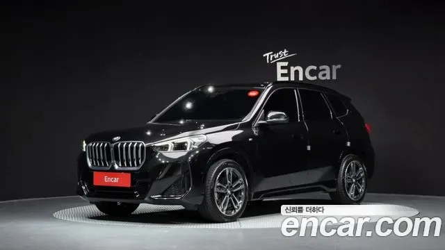 BMW X1 U11