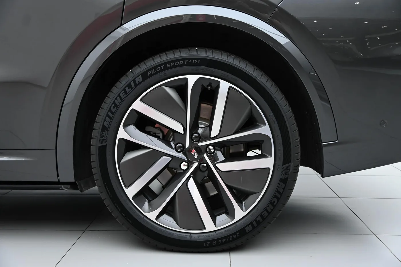 Li Auto Ideal L9, 2022 — фото 16