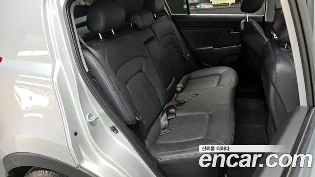 Kia Sportage, 2010 — фото 12