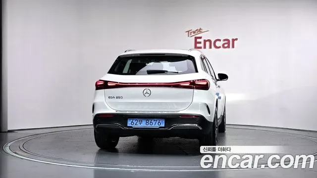 Mercedes-Benz Eqa H243, 2025 — фото 4