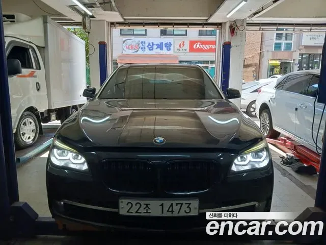 BMW 7-Series F01