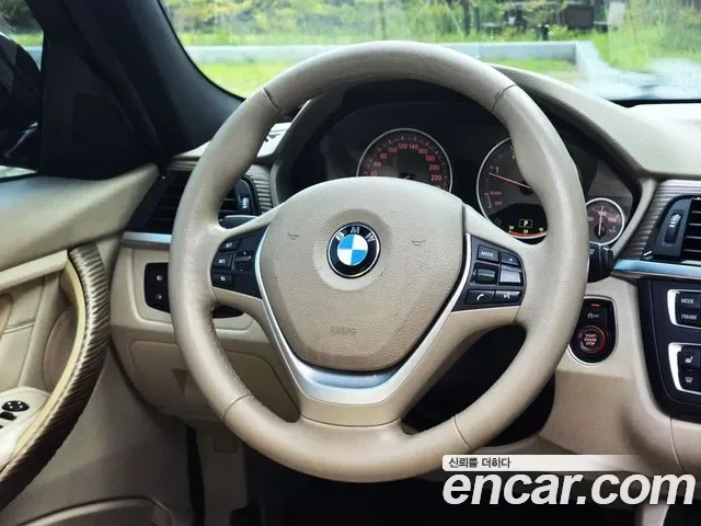 BMW 3-Series F30, 2013 — фото 12