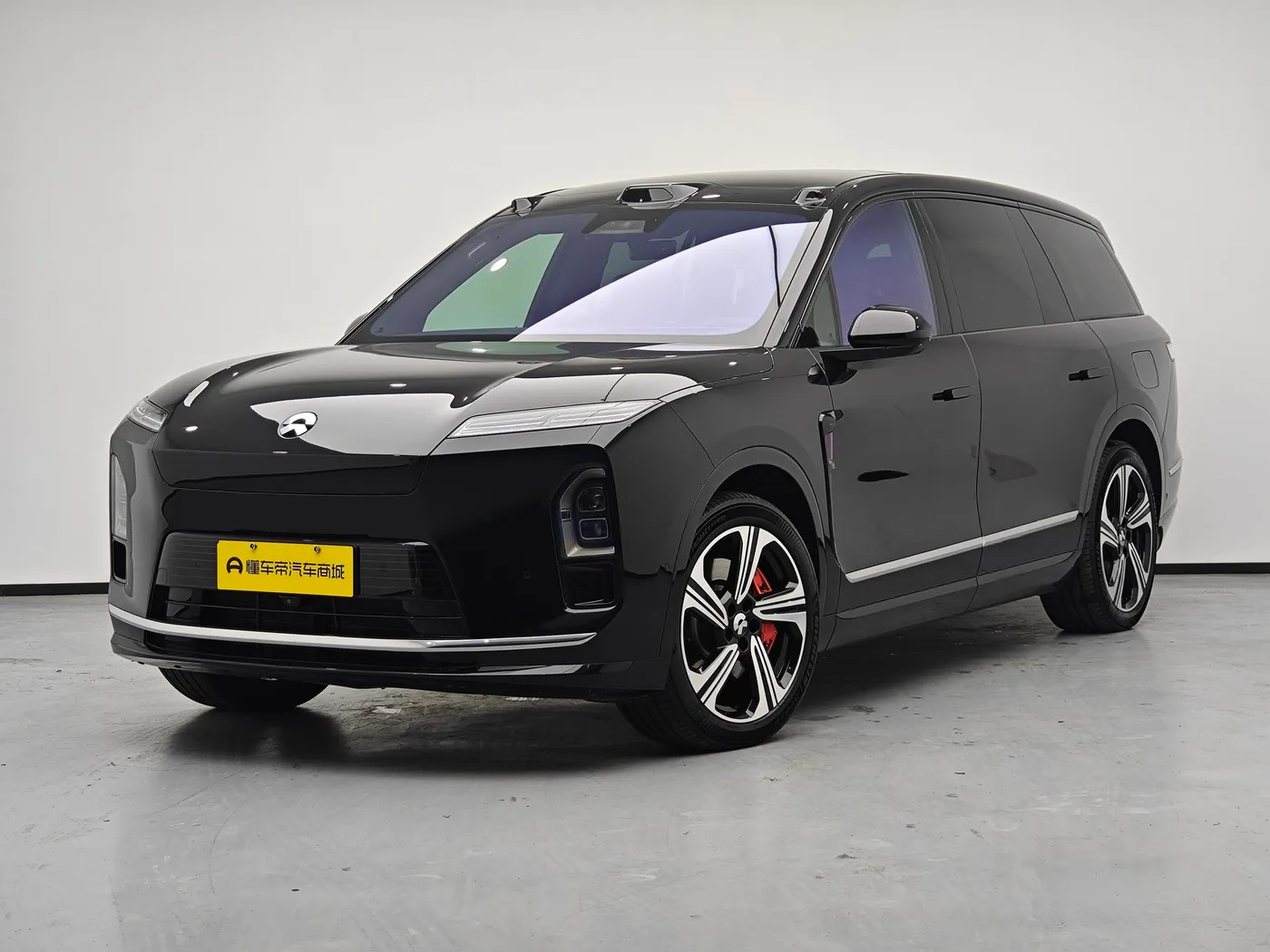 NIO ES8