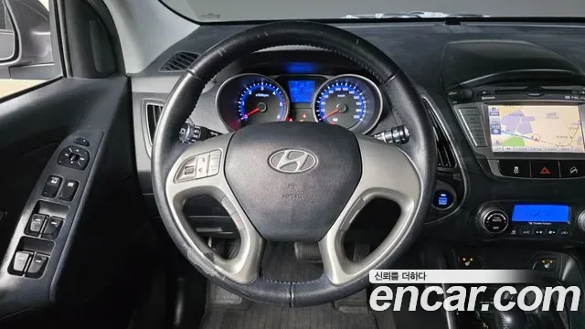 Hyundai Tucson ix, 2009 — фото 13