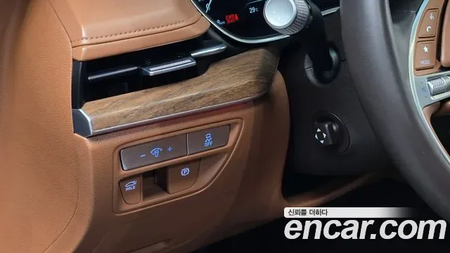 Genesis G80 Electric Fide G80 (RG3), 2022 — фото 13