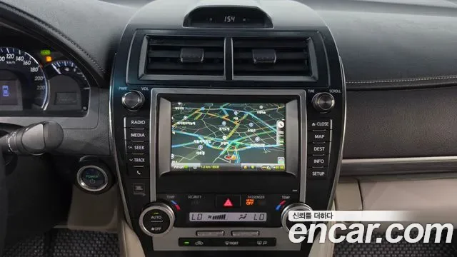 Toyota Camry, 2012 — фото 15