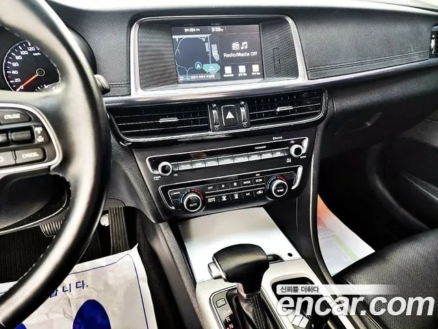 Kia K5 Hybrid, 2016 — фото 14