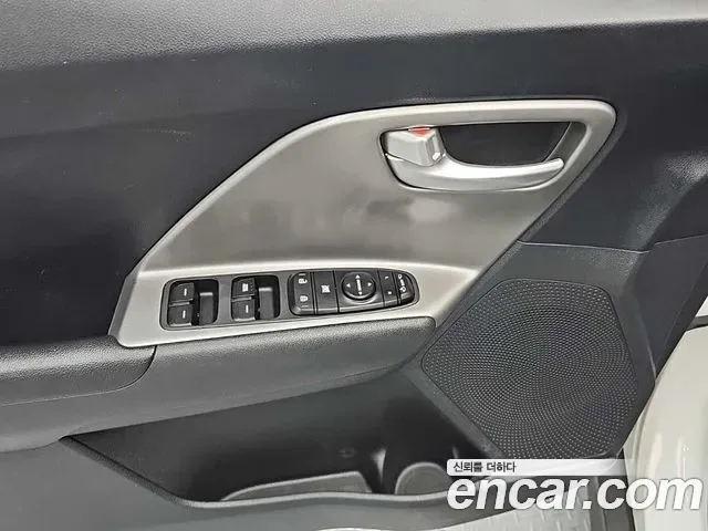 Kia Niro Plus, 2022 — фото 16