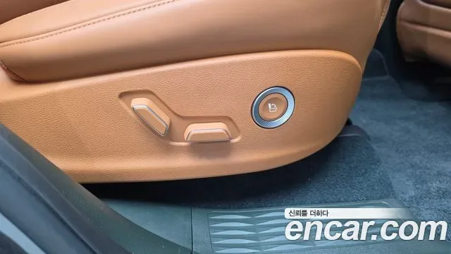 Genesis Gv80, 2025 — фото 39