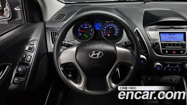 Hyundai Tucson ix, 2010 — фото 13