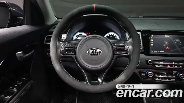 Kia Niro, 2016 — фото 13