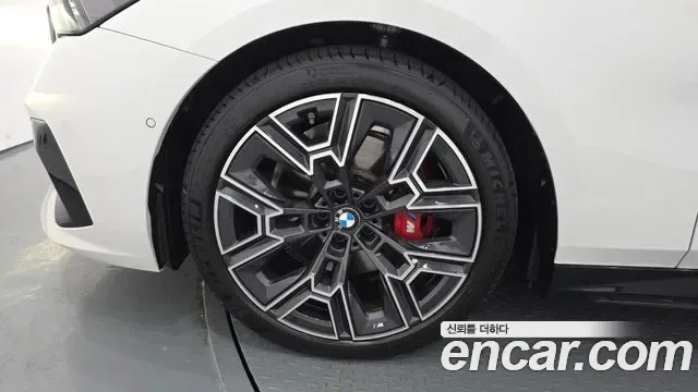 BMW 5-Series G60, 2026 — фото 5