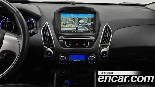 Hyundai Tucson ix, 2010 — фото 14