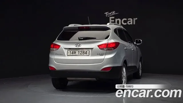 Hyundai Tucson ix, 2011 — фото 4
