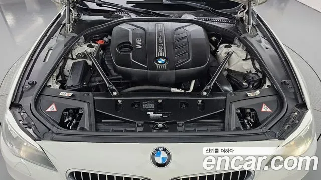 BMW 5-Series F10, 2013 — фото 6