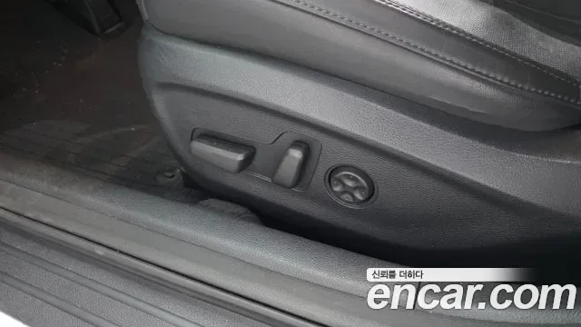 Hyundai Sonata LF Sonata Hybrid, 2016 — фото 17