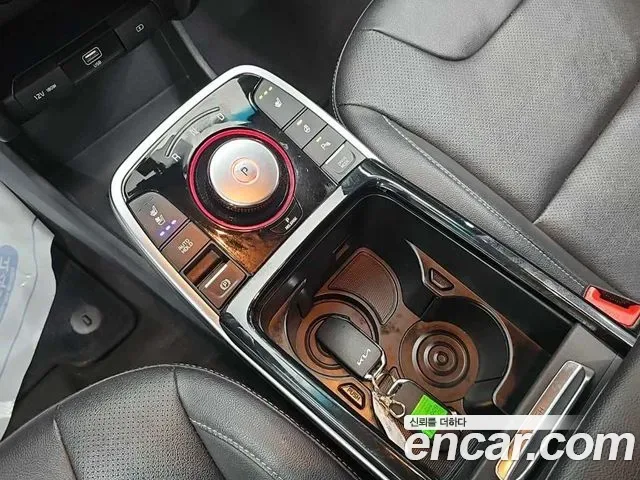 Kia Niro Plus, 2022 — фото 8