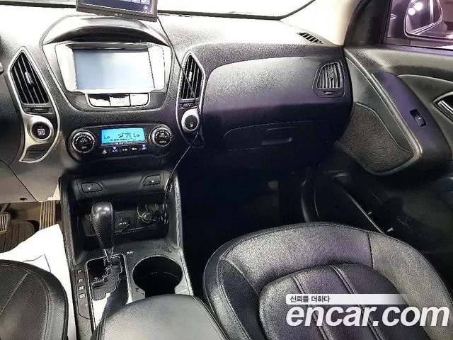 Hyundai Tucson ix, 2011 — фото 10