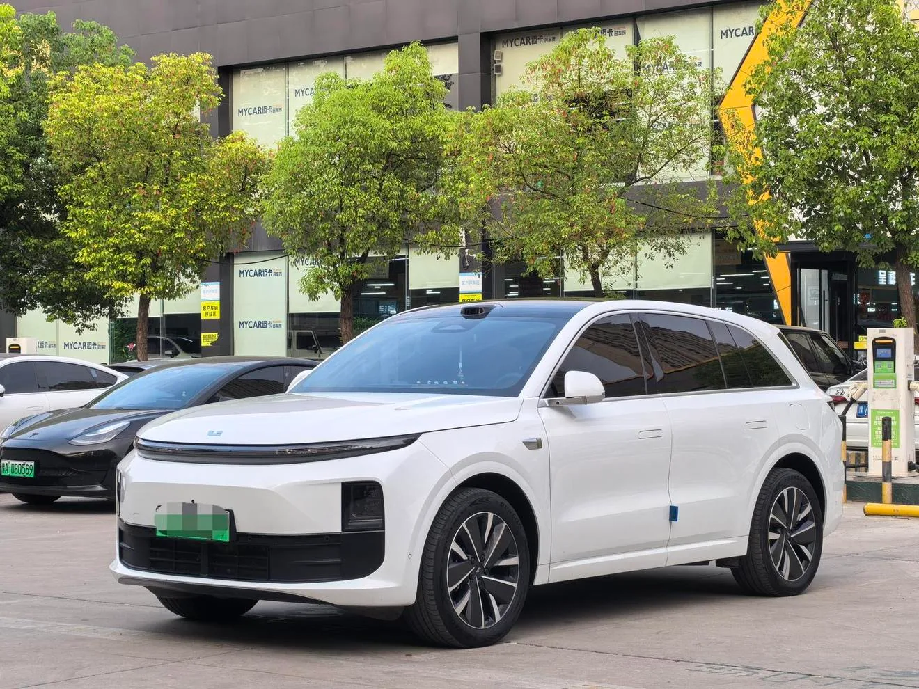 Li Auto Ideal L6