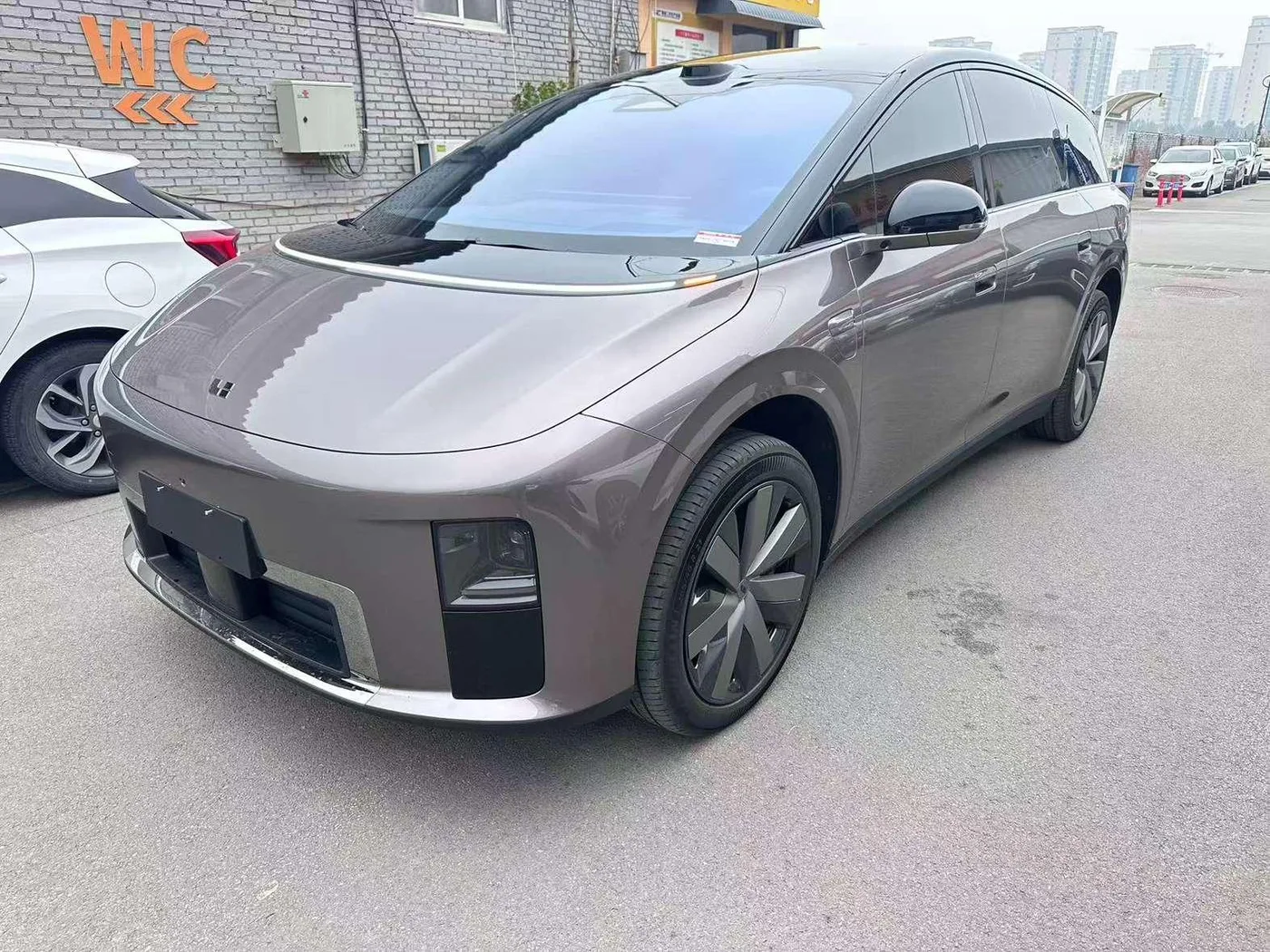 Li Auto ideal i9