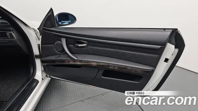 BMW 3-Series E90, 2007 — фото 26