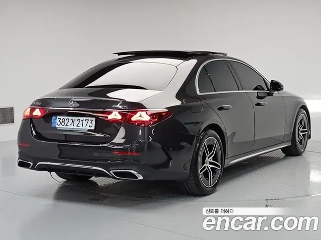Mercedes-Benz E-Class W214, 2025 — фото 3