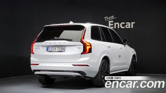 Volvo Xc90, 2025 — фото 2