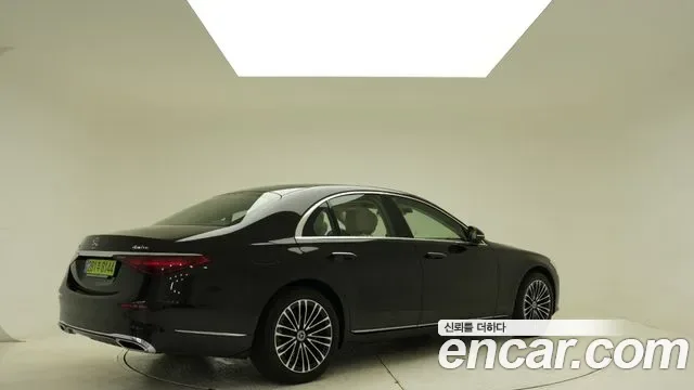 Mercedes-Benz S-Class W223, 2025 — фото 2