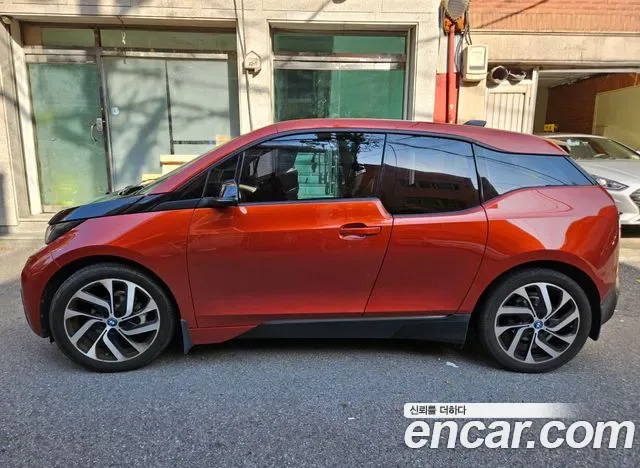 BMW I3