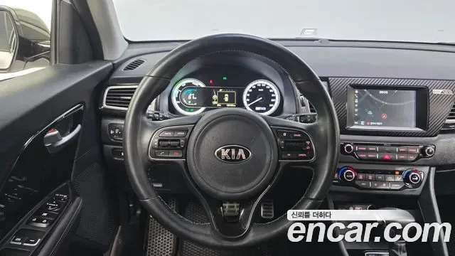 Kia Niro, 2016 — фото 14
