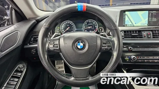 BMW 6-Series F12, 2013 — фото 13