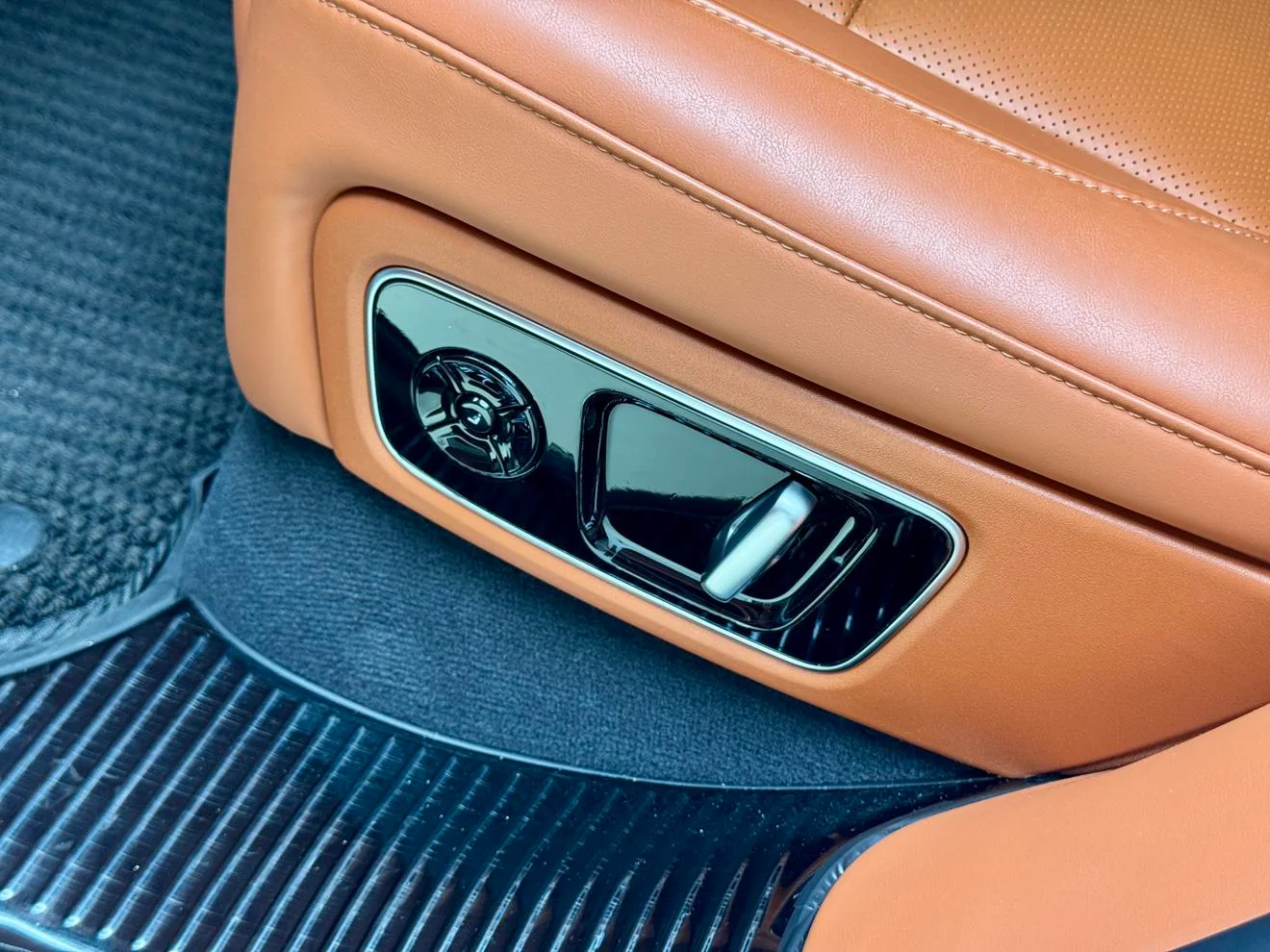 Li Auto Ideal L7, 2023 — фото 18