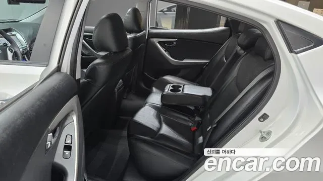 Hyundai Avante MD, 2011 — фото 12