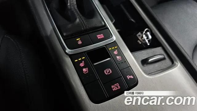 Kia K5 Hybrid, 2016 — фото 18