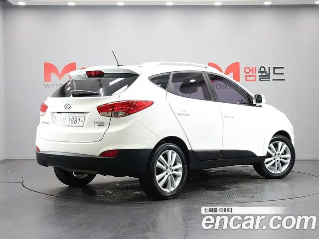 Hyundai Tucson ix, 2012 — фото 3
