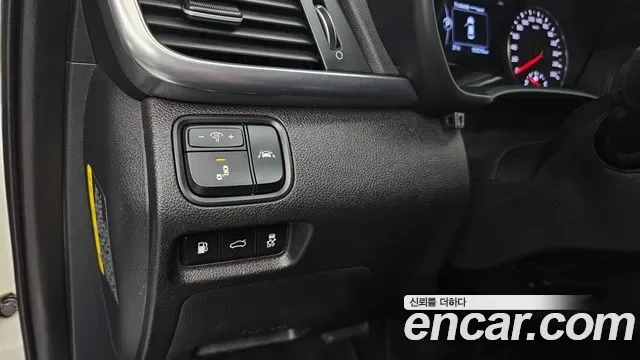 Kia K5 Hybrid, 2016 — фото 14