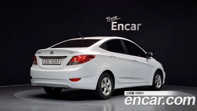 Hyundai Accent, 2011 — фото 2