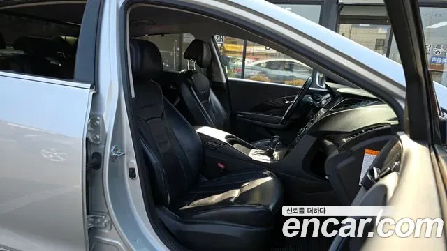 Hyundai Grandeur HG Hybrid, 2016 — фото 10