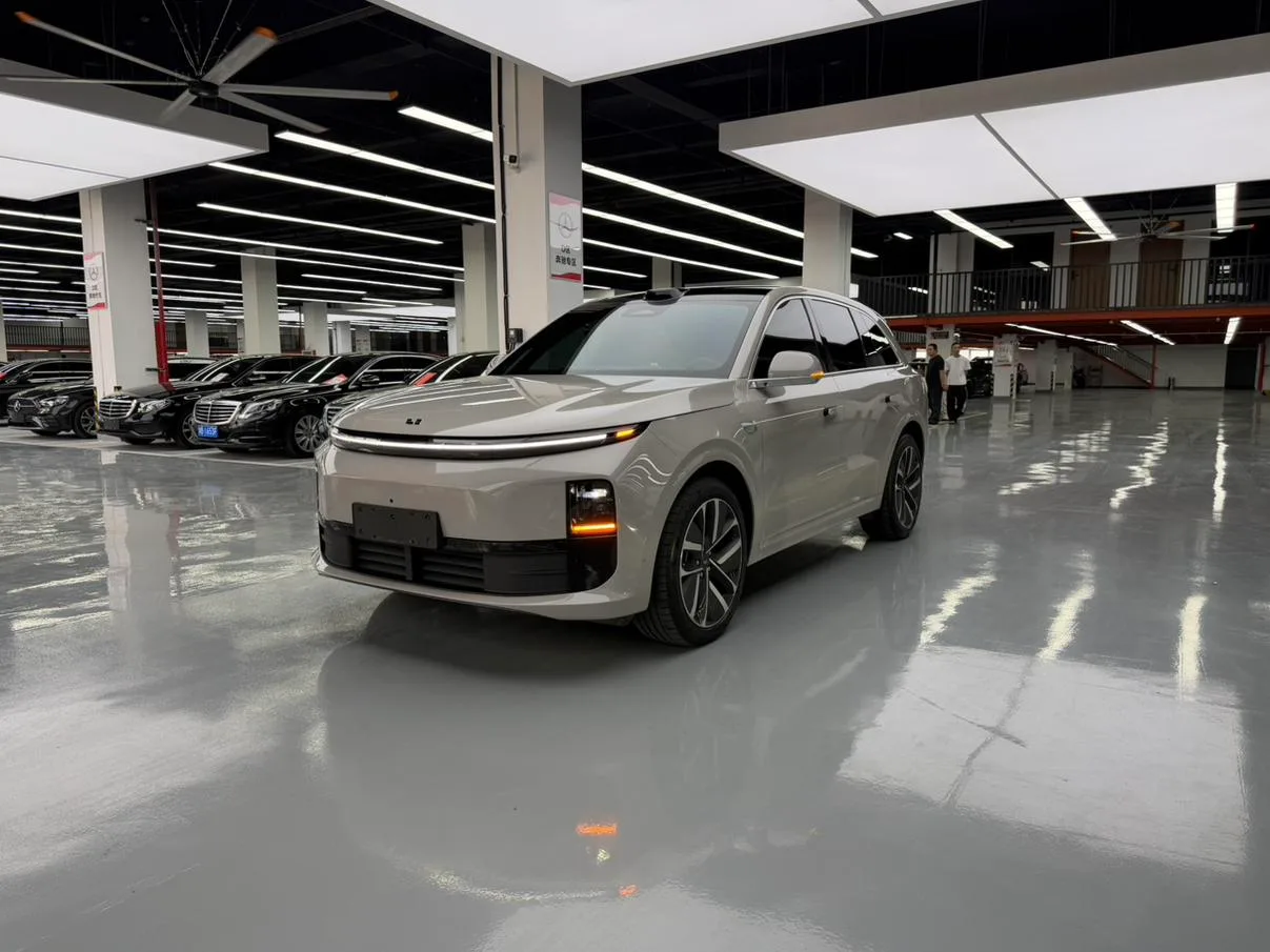 Li Auto Ideal L6
