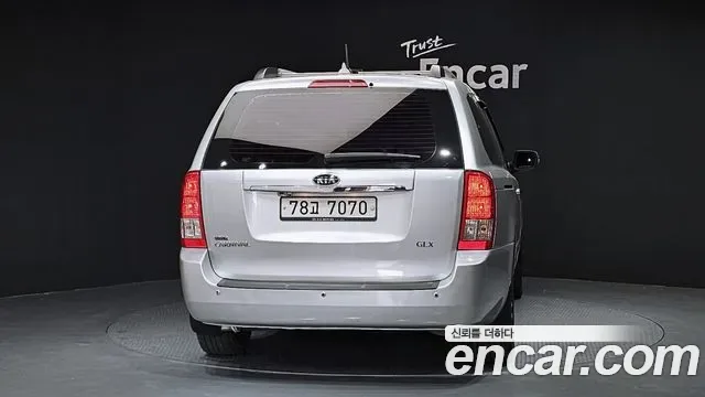 Kia Canival Carnival R, 2011 — фото 4