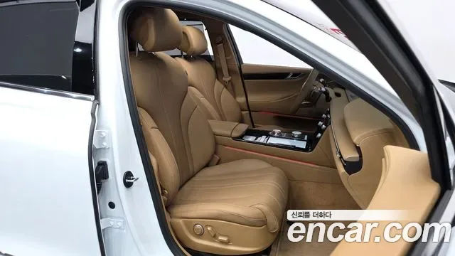 Genesis G80 RG3, 2025 — фото 11