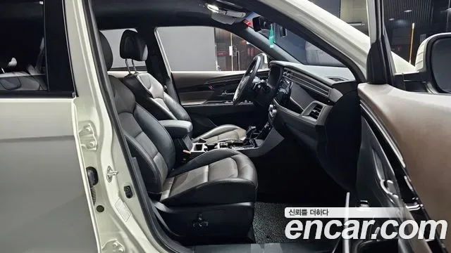 KG_Mobility_Ssangyong Korando Beautiful Korando, 2023 — фото 10